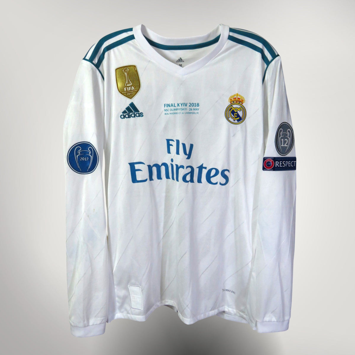 Authentic Adidas Real Madrid 2017-2018 Home longsleeve shirt, Ronaldo 7 on the back, size M, product code B31106 | Nostalgic Football Shirts