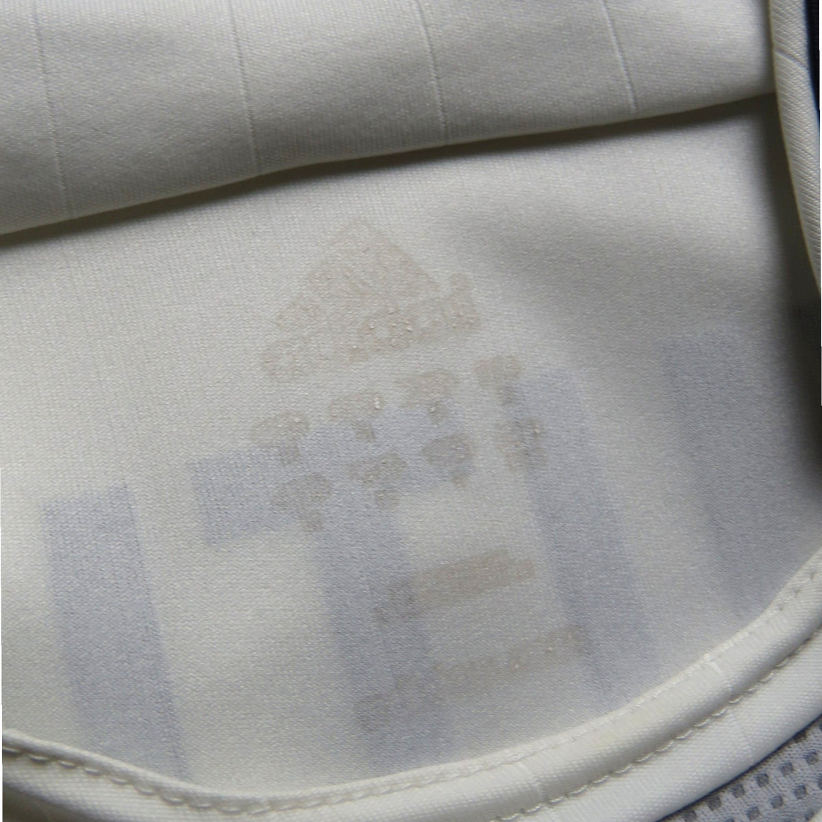 Authentic Adidas Real Madrid 2006-2007 Home shirt, Guti 14 on the back, size M, product code 060879 | Nostalgic Football Shirts