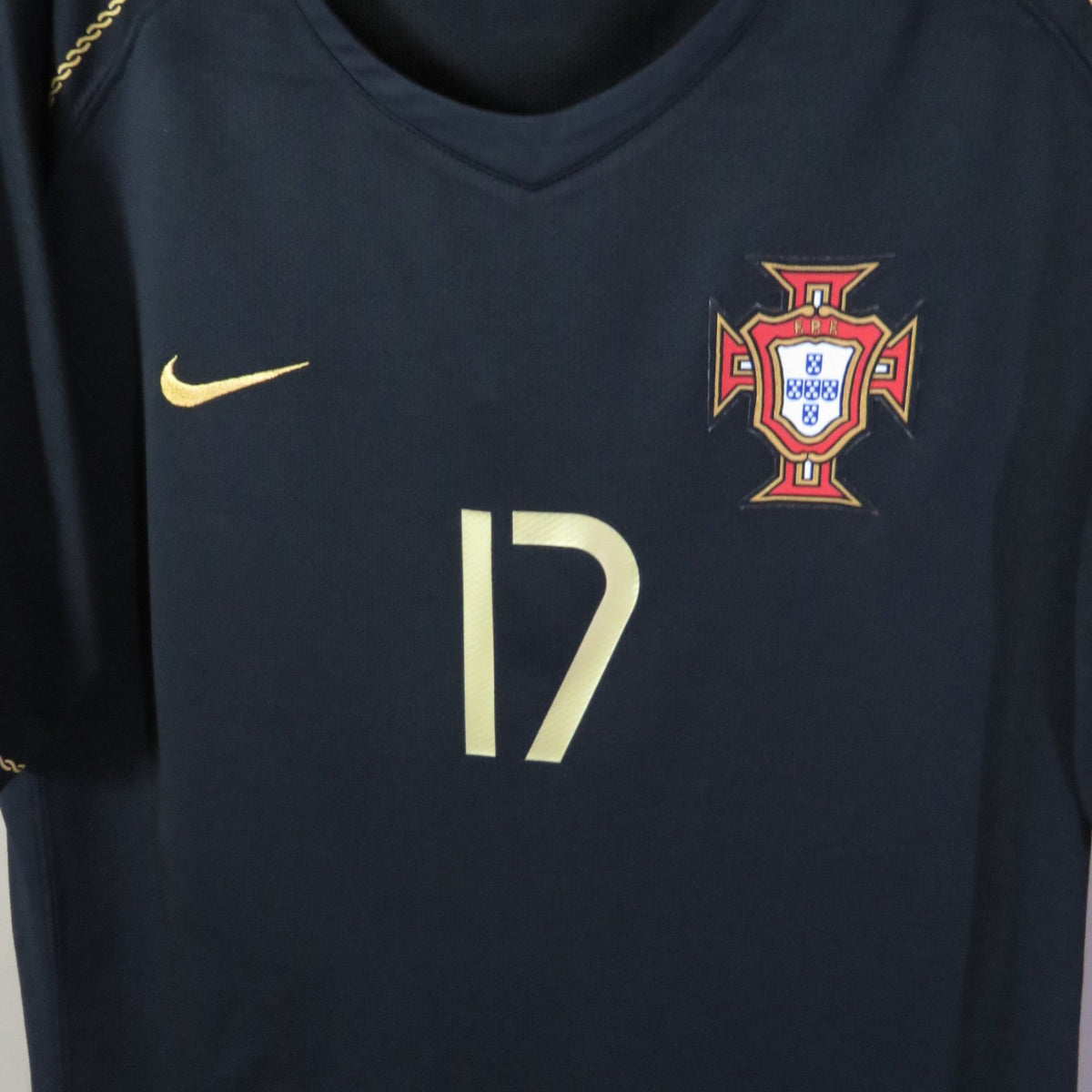 Vintage Portugal 2006-2008 Away football shirt with Ronaldo 17 print, size XL, product code 119266 | Nostalgic Football Shirts