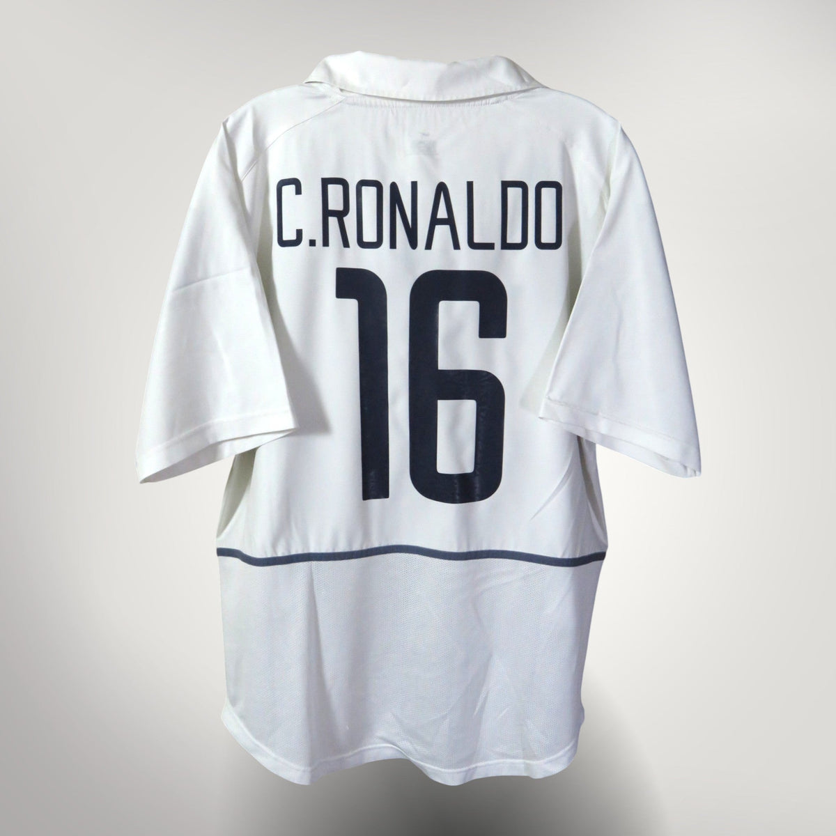 Portugal 2002-04 Away Ronaldo #16 Shirt L