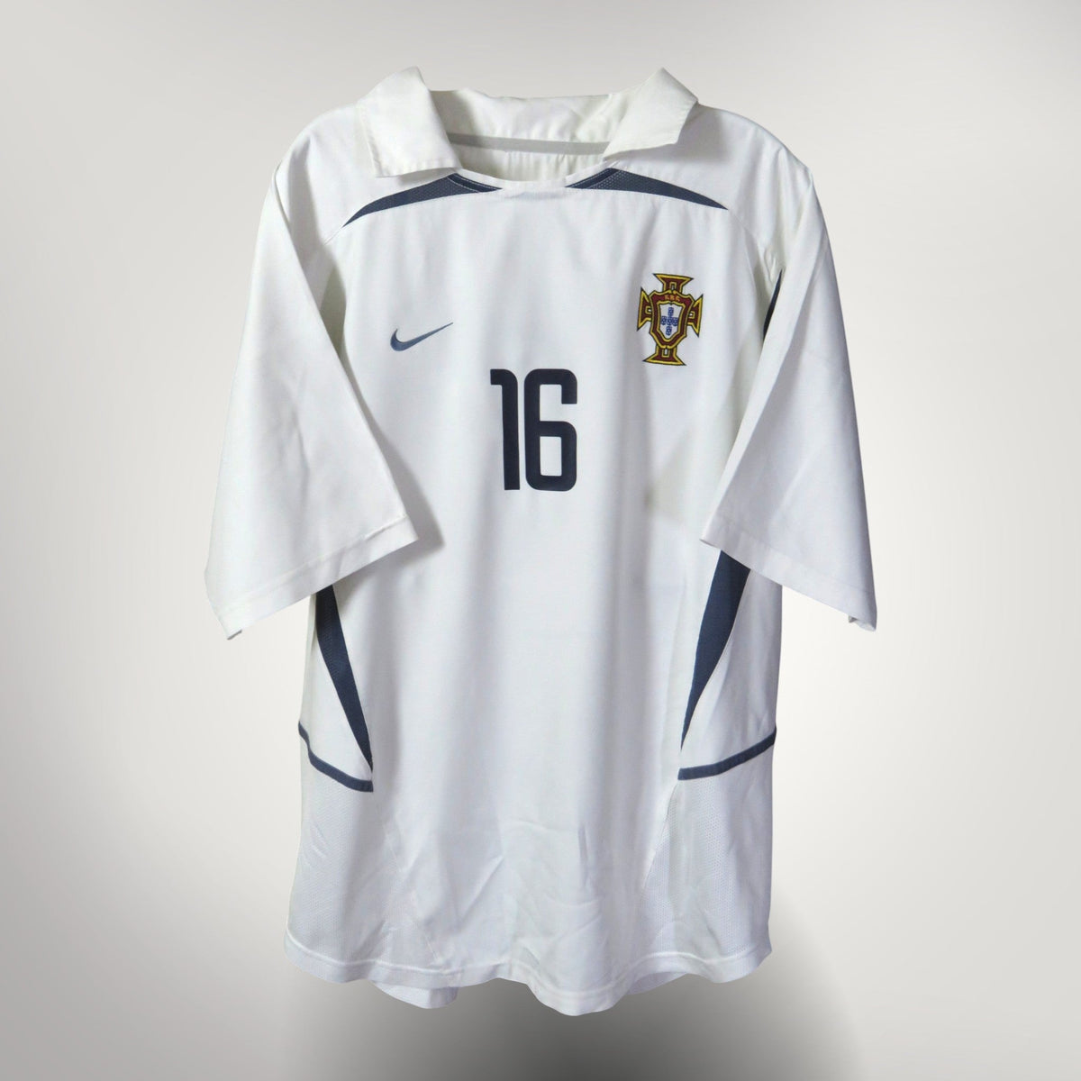 Portugal 2002-04 Away Ronaldo #16 Shirt L