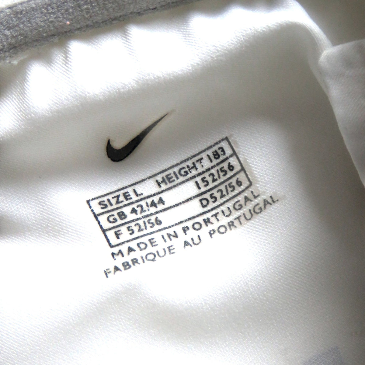 Portugal 2002-04 Away Ronaldo #16 Shirt L