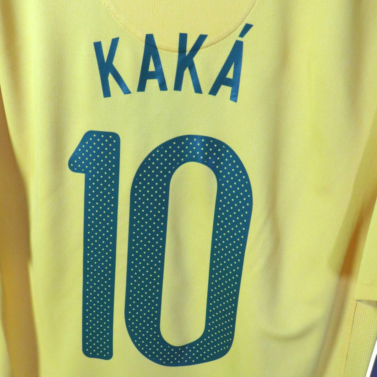 Brazil 2010-11 Home Kaka #10 Shirt M