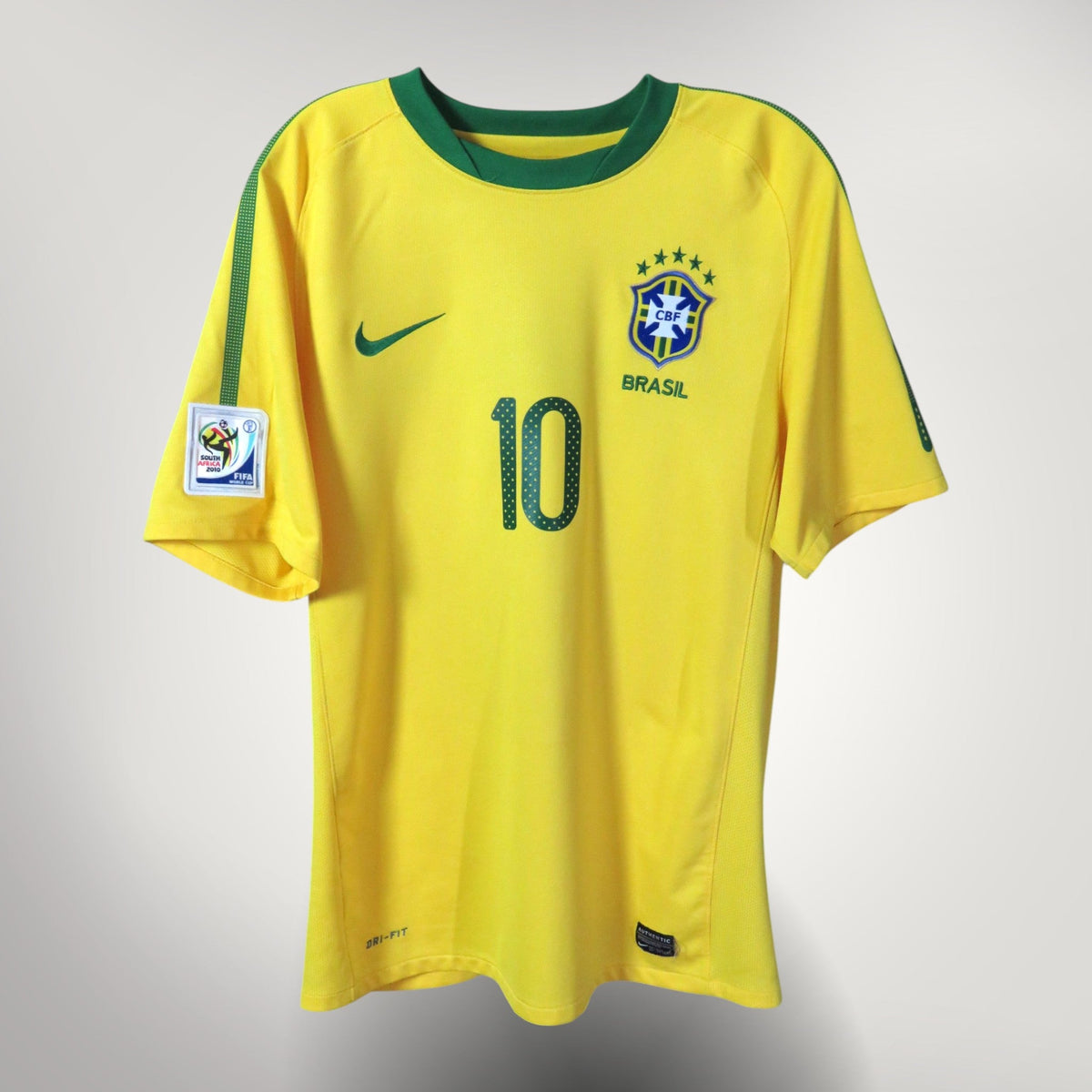 Brazil 2010-11 Home Kaka #10 Shirt M