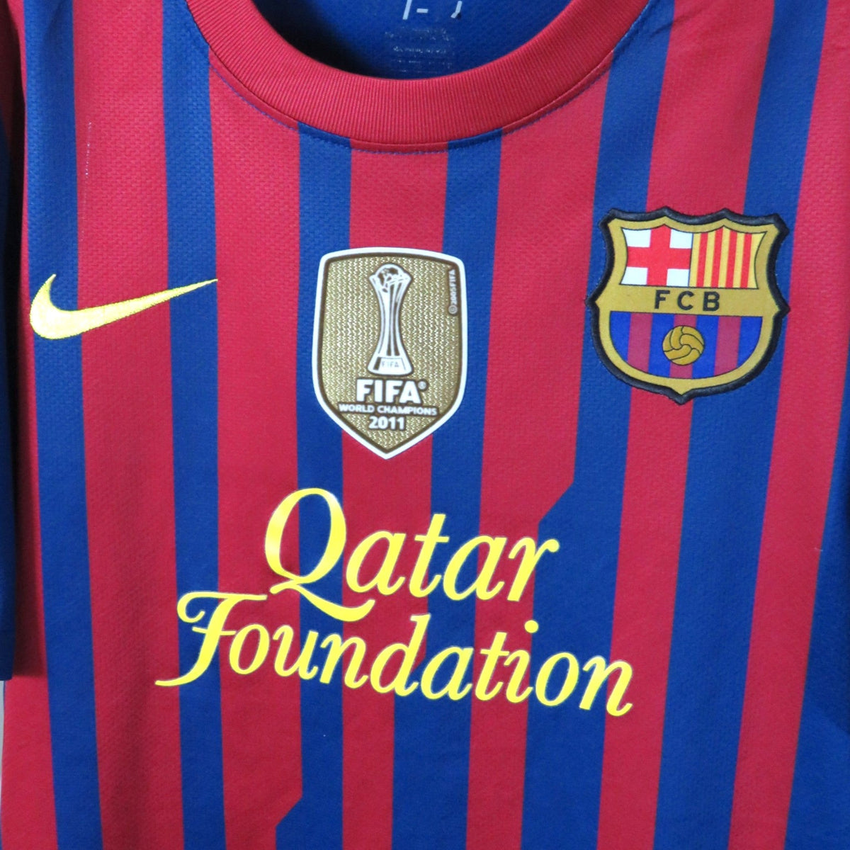 FC Barcelona 2011-12 Home Iniesta #8 Shirt M