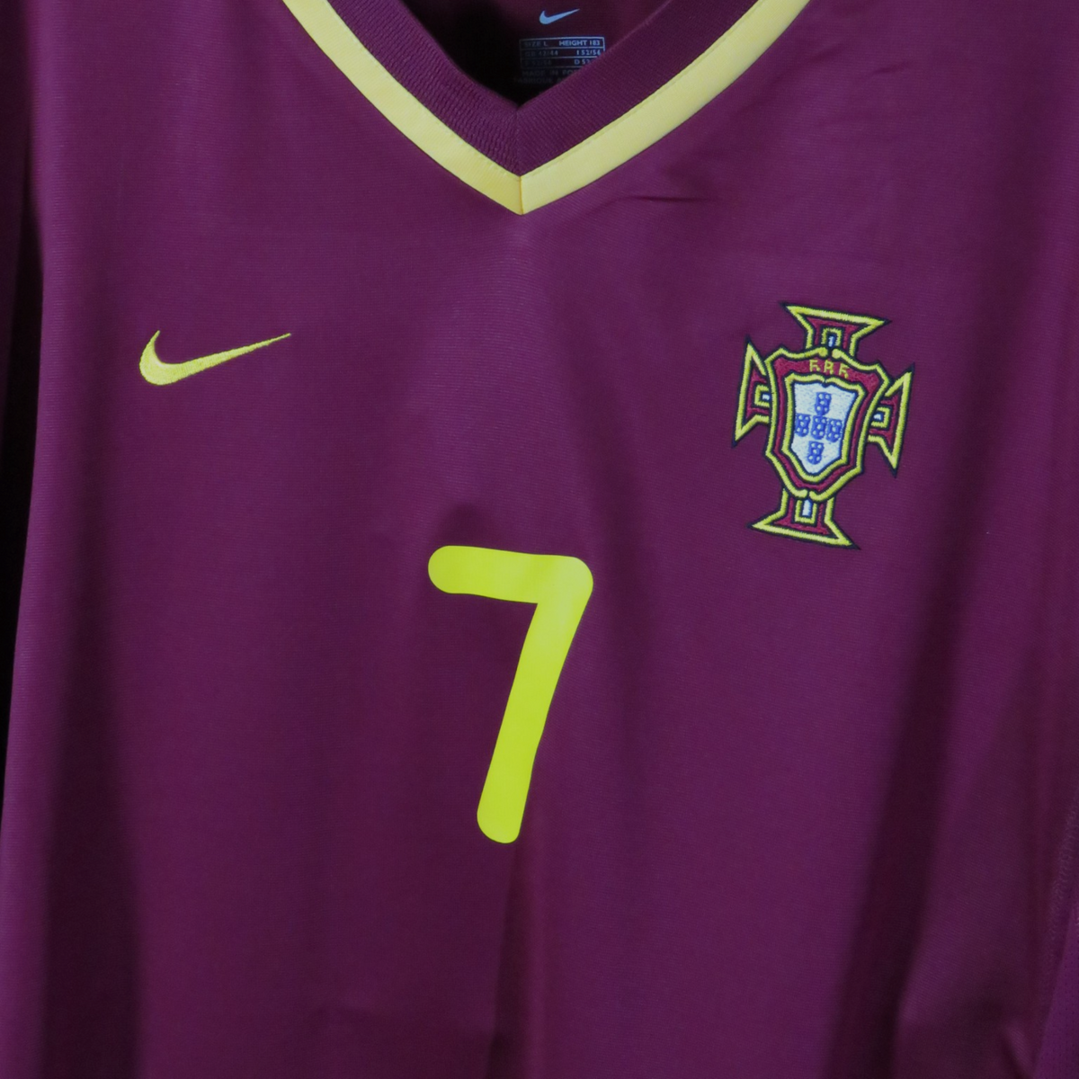 Portugal 2000-02 Home Figo #7 Shirt L