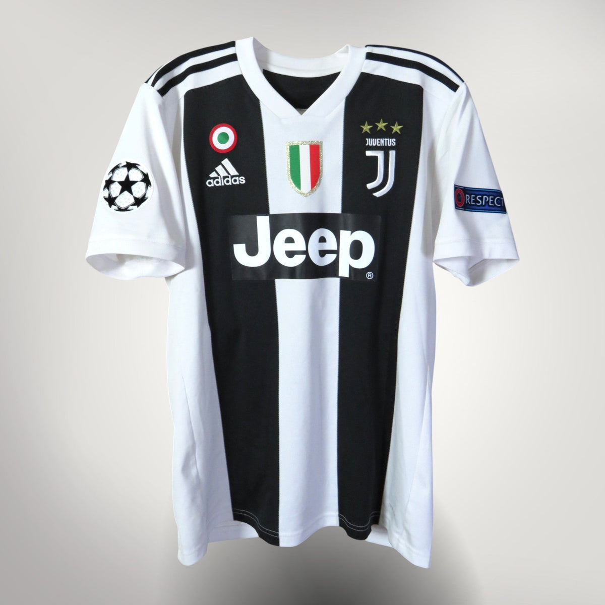 Juventus 2018-19 Home Ronaldo #7 Shirt M