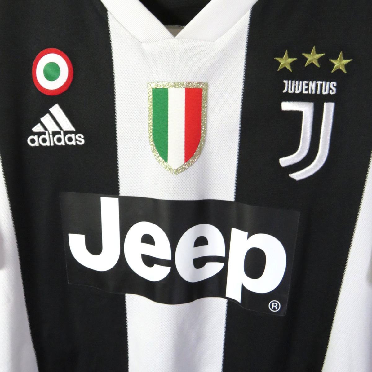 Juventus 2018-19 Home Ronaldo #7 Shirt M