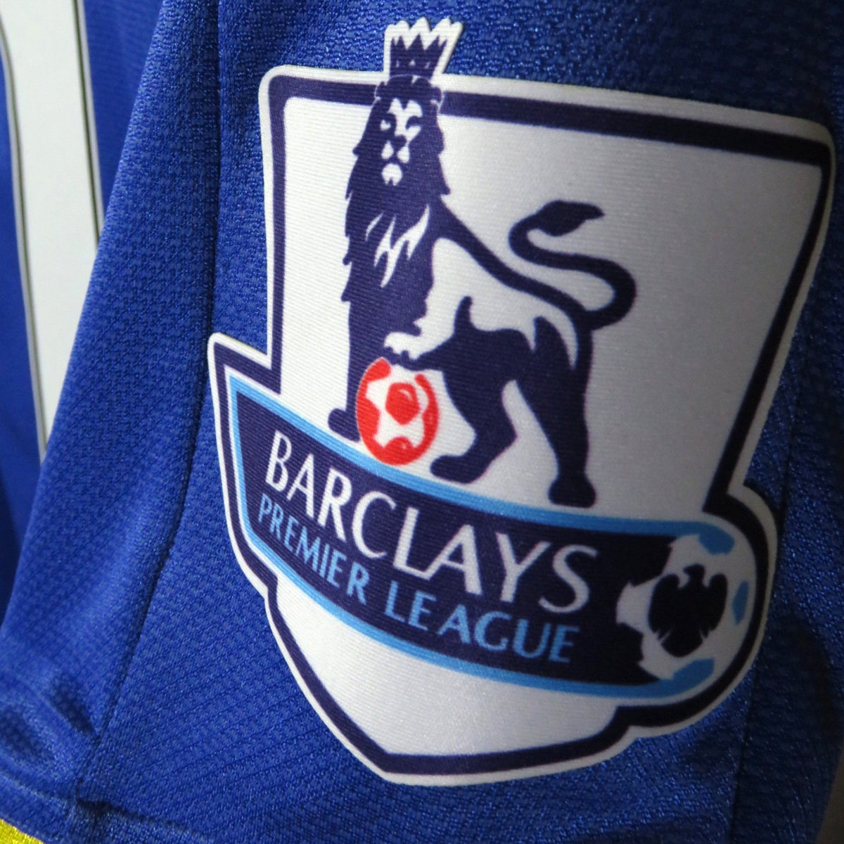 Chelsea 2008-09 Home Drogba #11 Shirt M