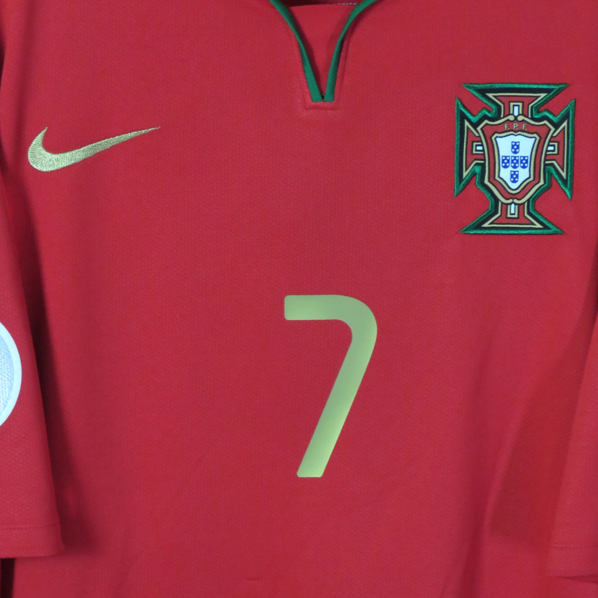 Portugal 2008-09 Home Ronaldo #7 Shirt XL