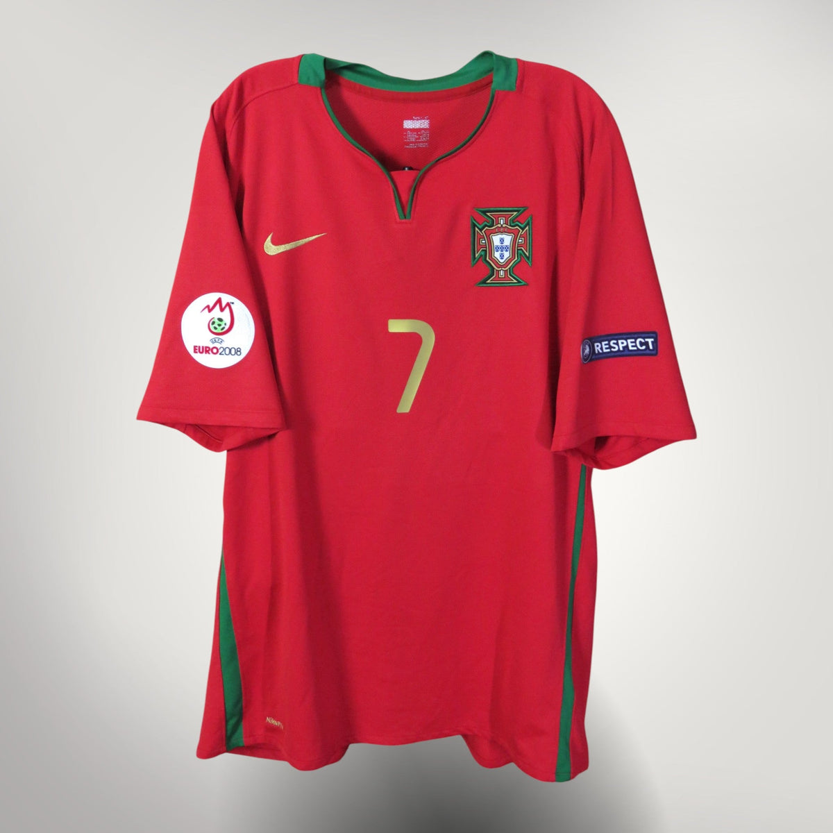 Portugal 2008-09 Home Ronaldo #7 Shirt XL