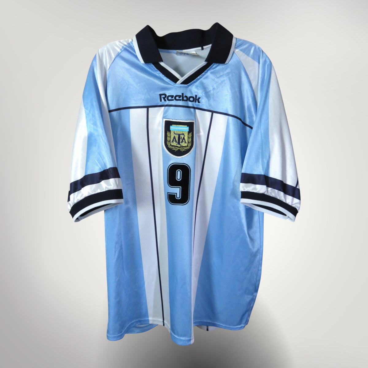 Argentina 2000-01 Home Batistuta #9 Shirt L
