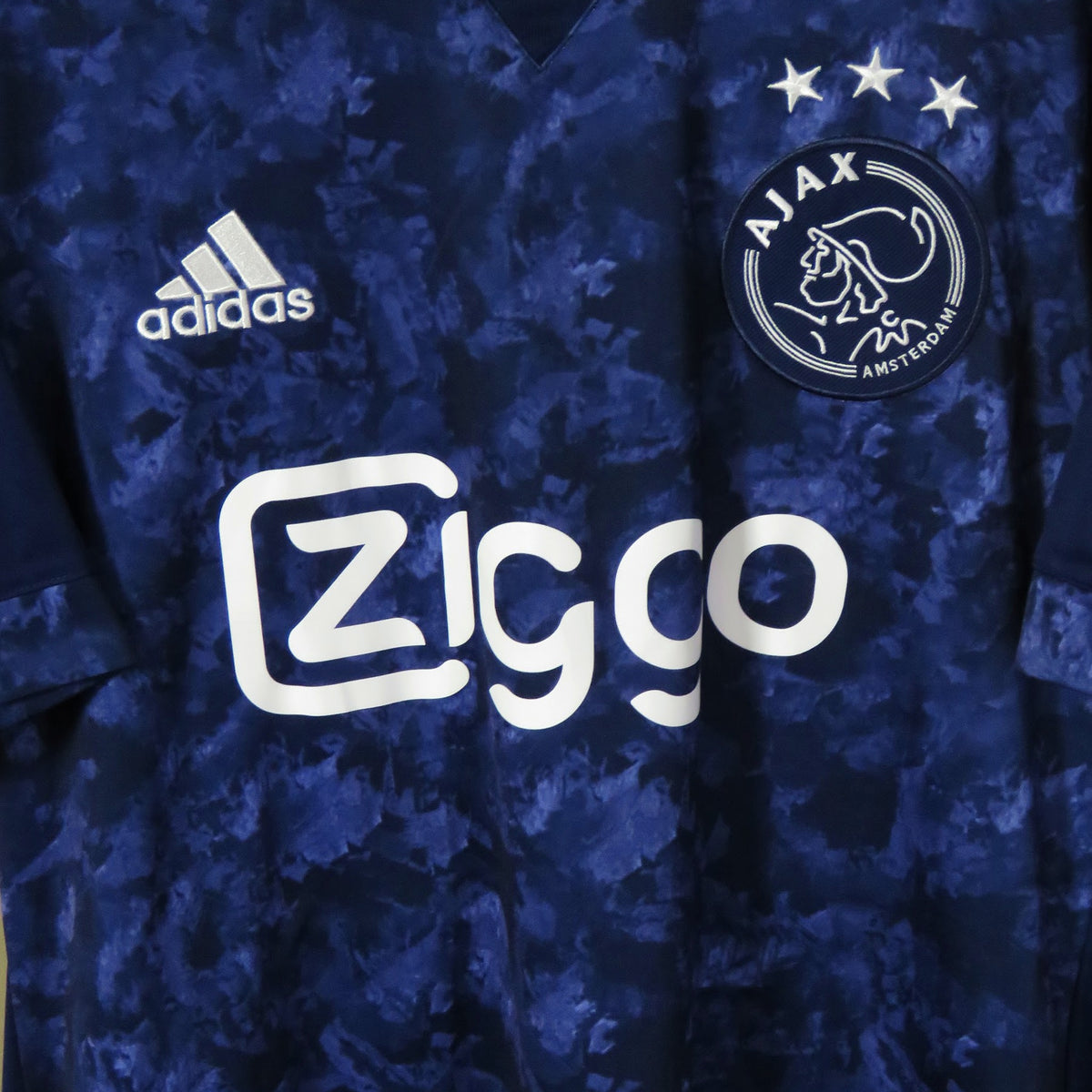 Ajax 2017-2018 Away shirt, De Ligt 4, Adidas, size L, product code AZ7875 | Nostalgic Football Shirts