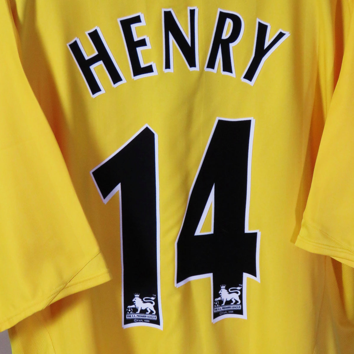 Arsenal 2005-2006 Away shirt, Henry 14, Nike, size XL, product code 195581 | Nostalgic Football Shirts