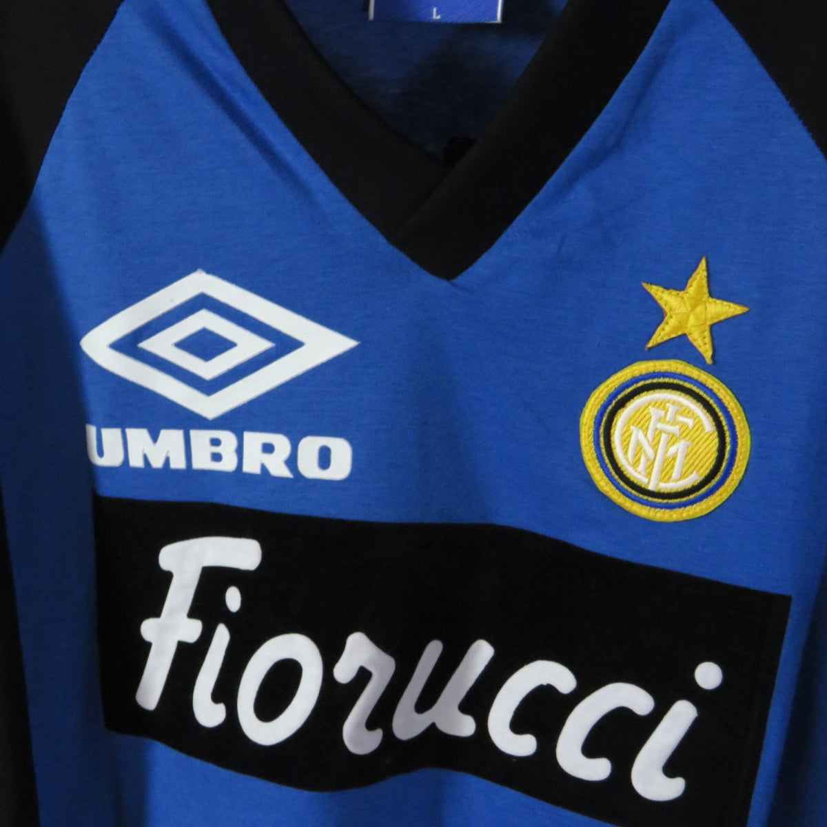 Retro Inter Milan 1992-1994 Training football jersey by Umbro, size L | Nostalgic Football Shirts