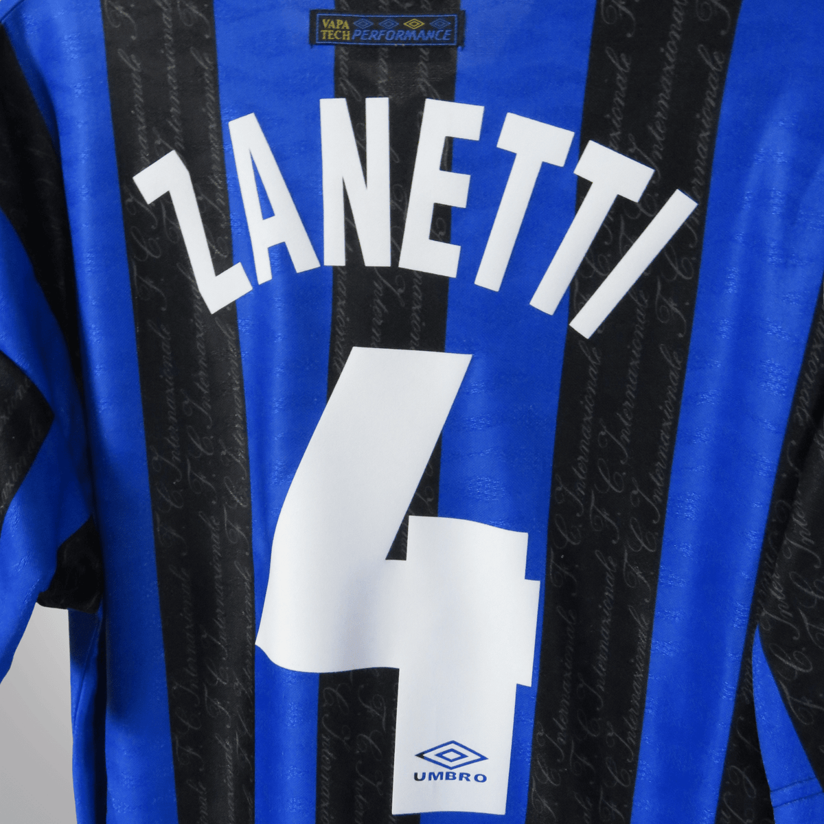 Retro Inter Milan 1997-1998 Home football jersey by Umbro, Zanetti 4, size L | Nostalgic Football Shirts