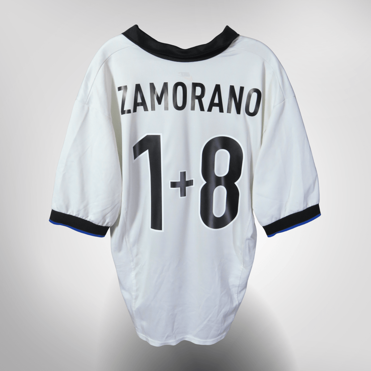 Vintage Inter Milan 1998-1999 Away football shirt with Zamorano 1+8 print, size XL | Nostalgic Football Shirts