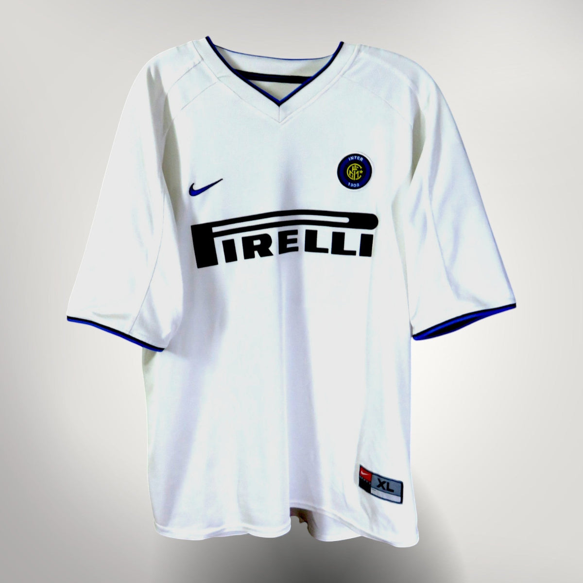 Authentic Nike Inter Milan 1999-2000 Away shirt, Zamorano 18 on the back, size XL | Nostalgic Football Shirts