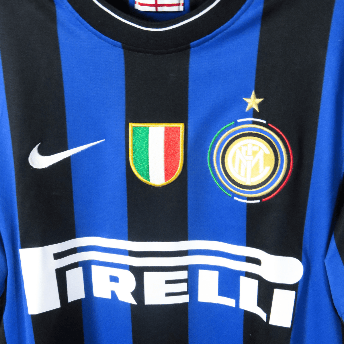 Original Inter Milan 2009-2010 Home football shirt, size M, Sneijder 10 | Nostalgic Football Shirts
