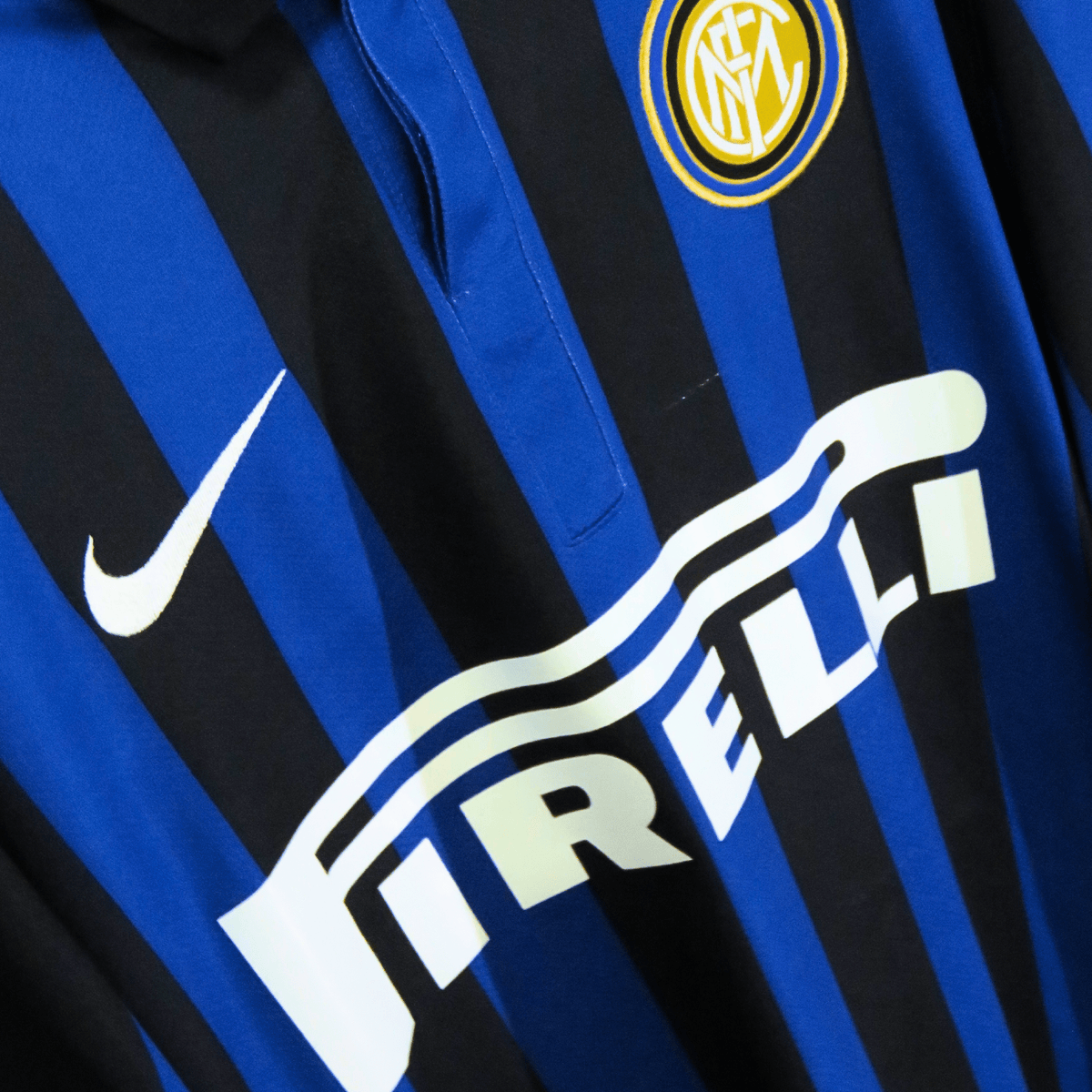 Original Inter Milan 2011-2012 Home football shirt, size M, Zanetti | Nostalgic Football Shirts