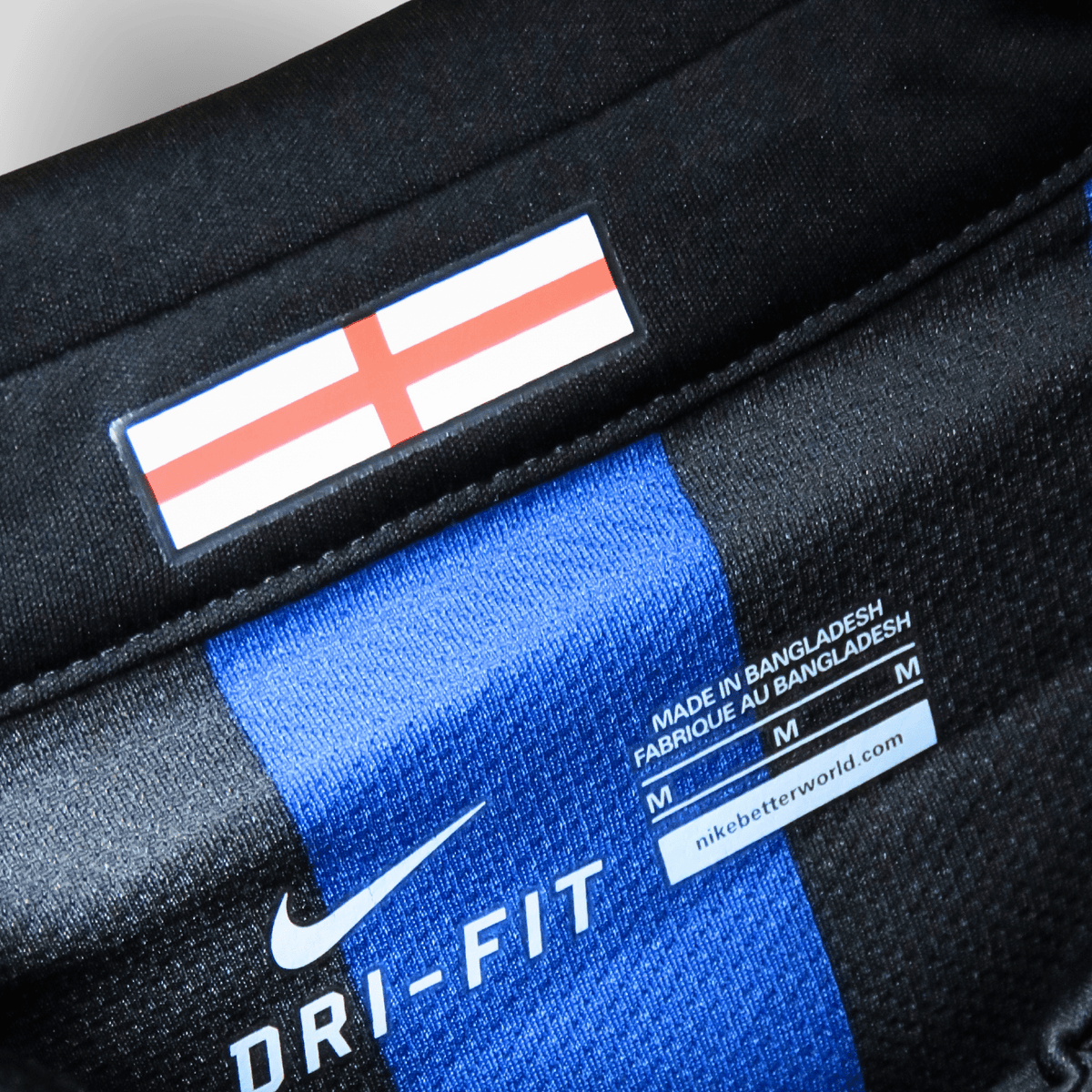 Vintage Inter Milan 2011-2012 Home football shirt with Zanetti print, size M | Nostalgic Football Shirts