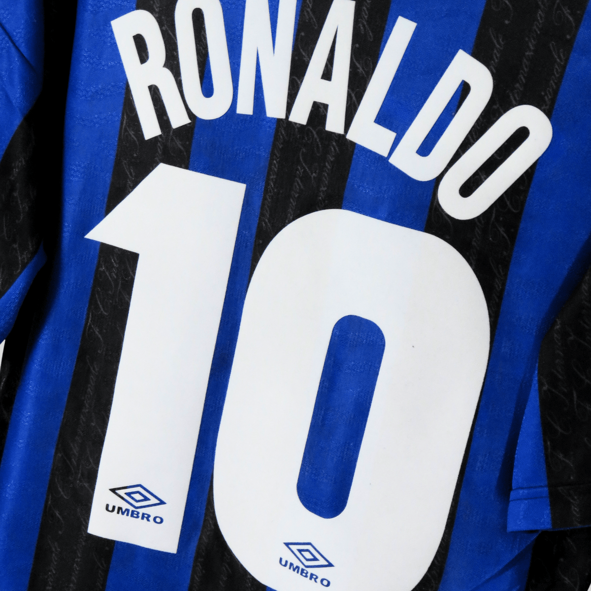Inter Milan 1997-98 Home Ronaldo #10 Shirt M