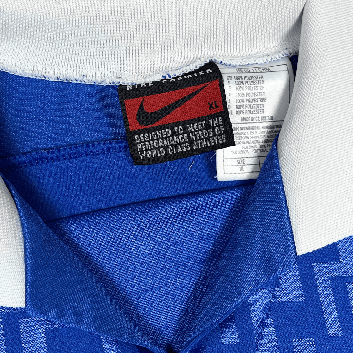 Authentic Nike Italy 1995-1996 Home shirt, size XL | Nostalgic Football Shirts