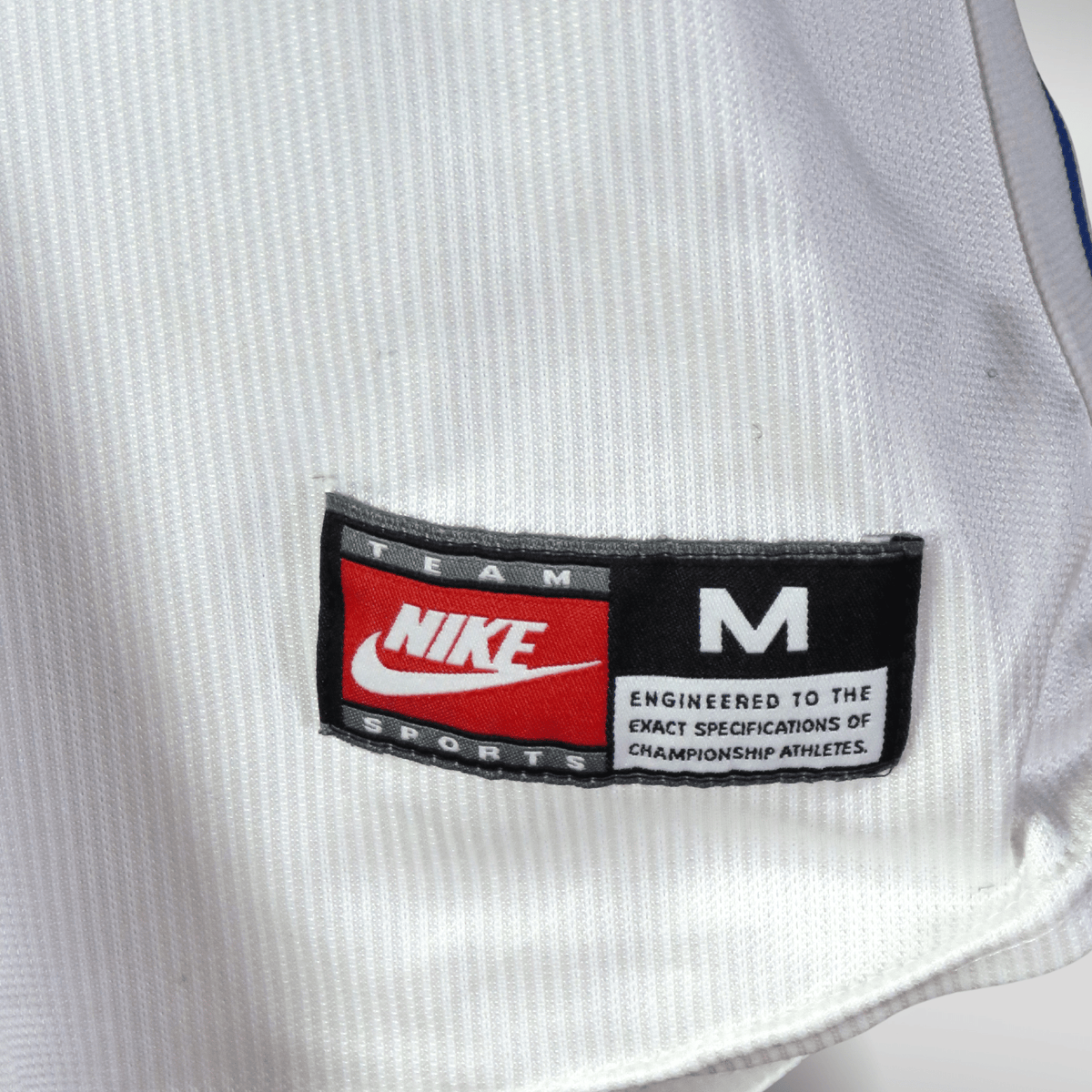 Authentic Nike Italy 1997-1998 Away shirt, Baggio 18 on the back, size M | Nostalgic Football Shirts