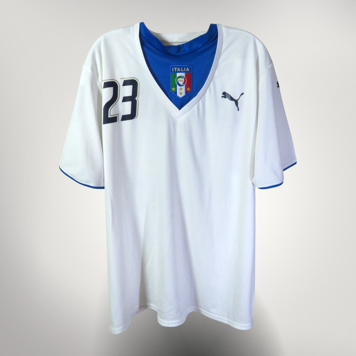 Authentic Puma Italy 2006 Away shirt, Materazzi 23 on the back, size XL, product code 733627 | Nostalgic Football Shirts