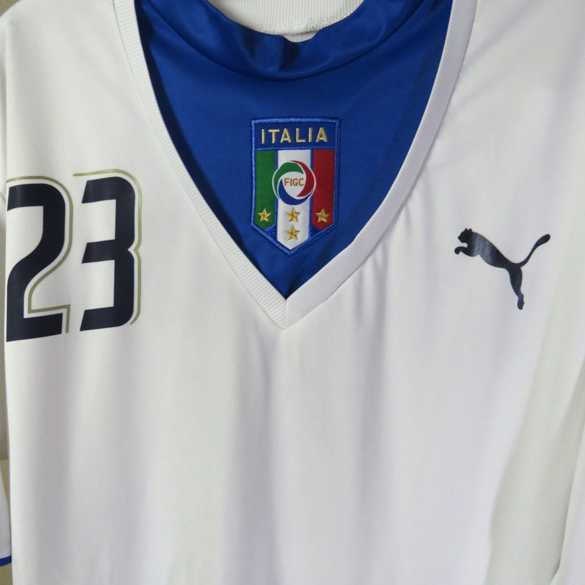 Original Italy 2006 Away football shirt, size XL, Materazzi 23, product code 733627 | Nostalgic Football Shirts