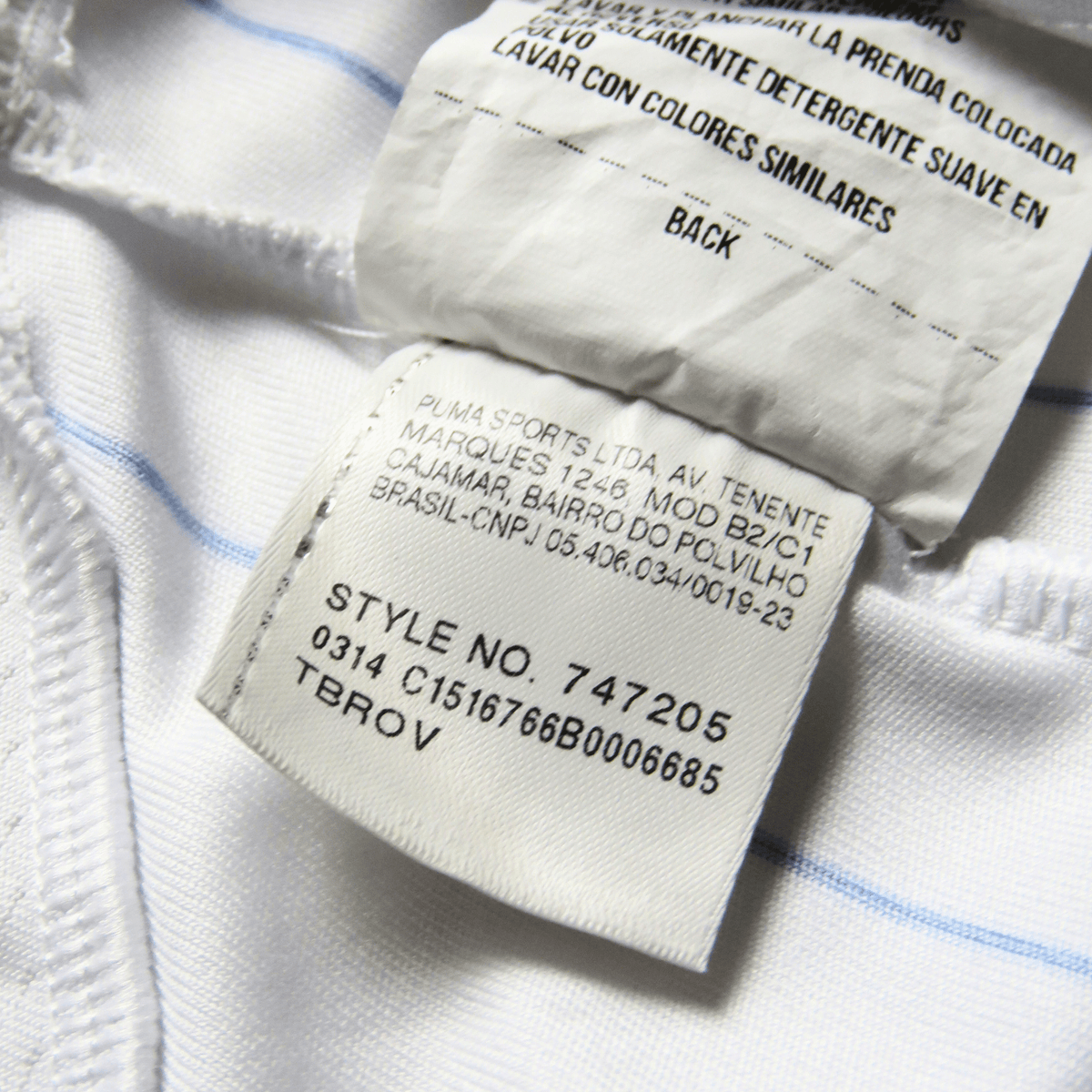 Authentic Puma Italy 2014-2015 Away shirt, Pirlo 21 on the back, size M | Nostalgic Football Shirts