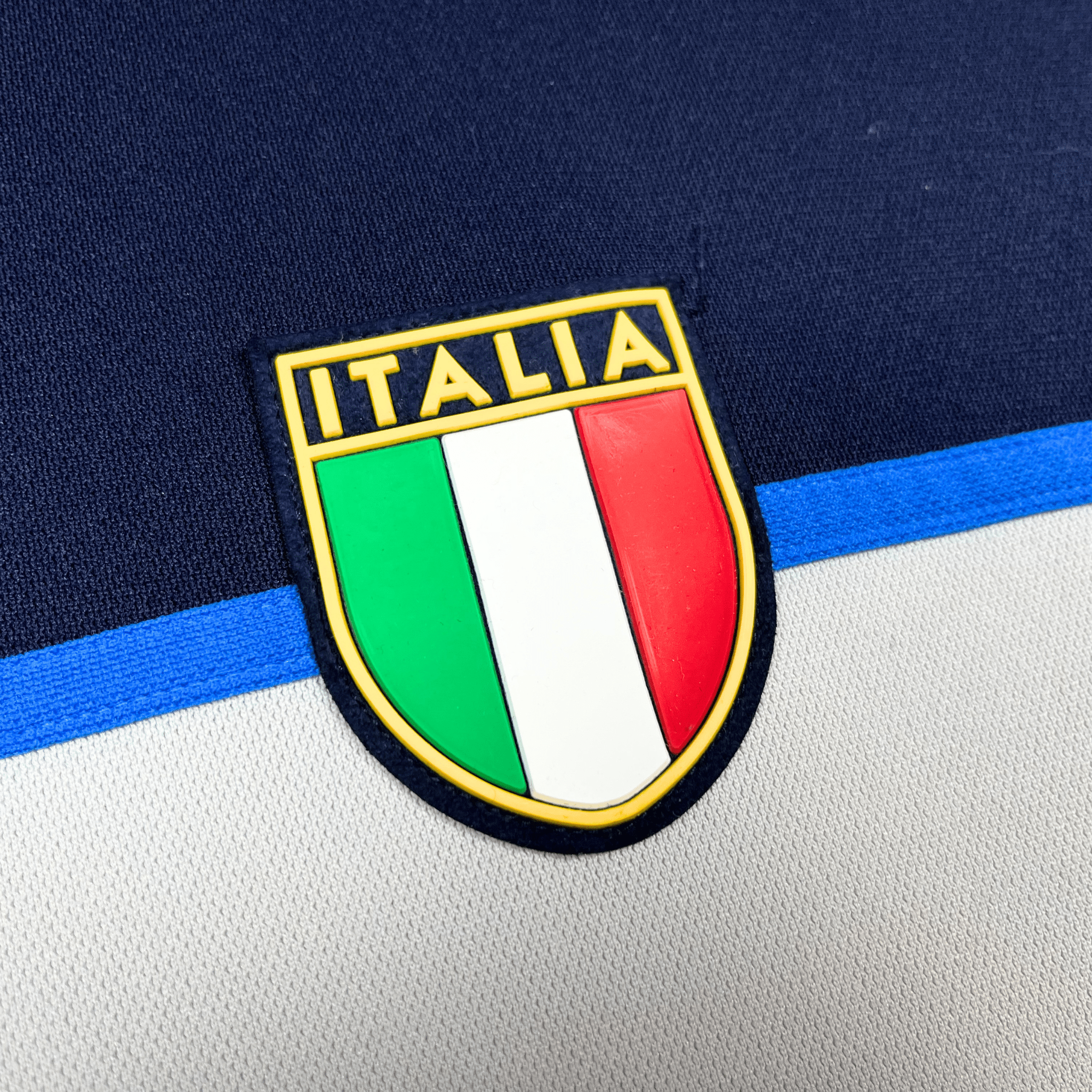 Italy 2002 Training Shirt L