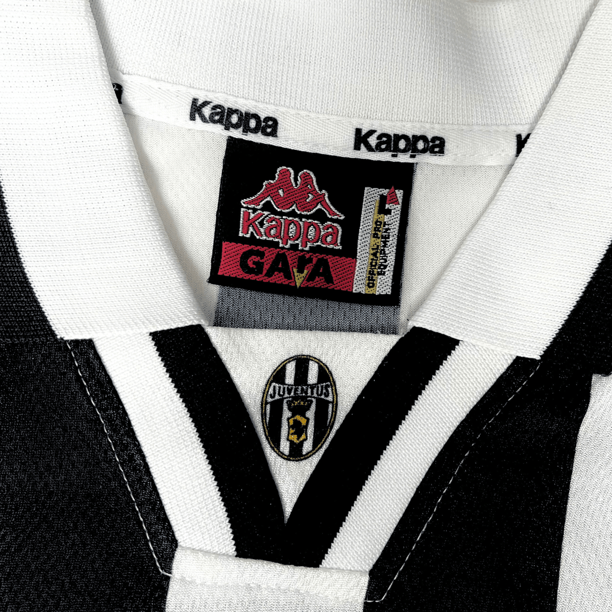 Authentic Kappa Juventus 1996-1997 Home shirt, size L | Nostalgic Football Shirts