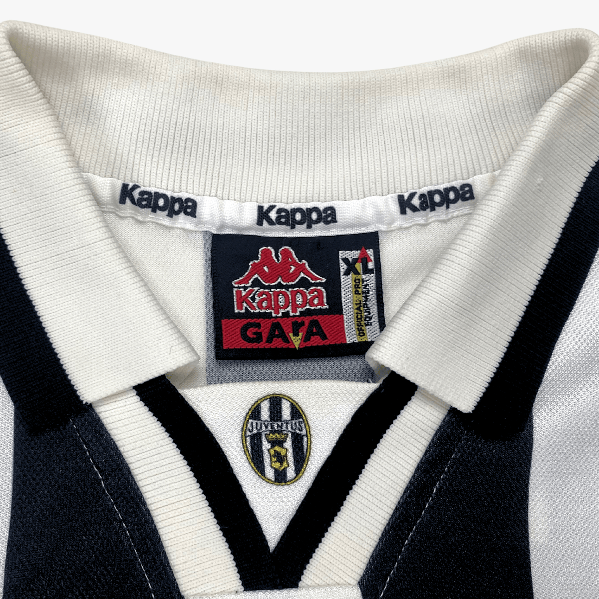 Authentic Kappa Juventus 1996-1997 Home shirt, size XL | Nostalgic Football Shirts