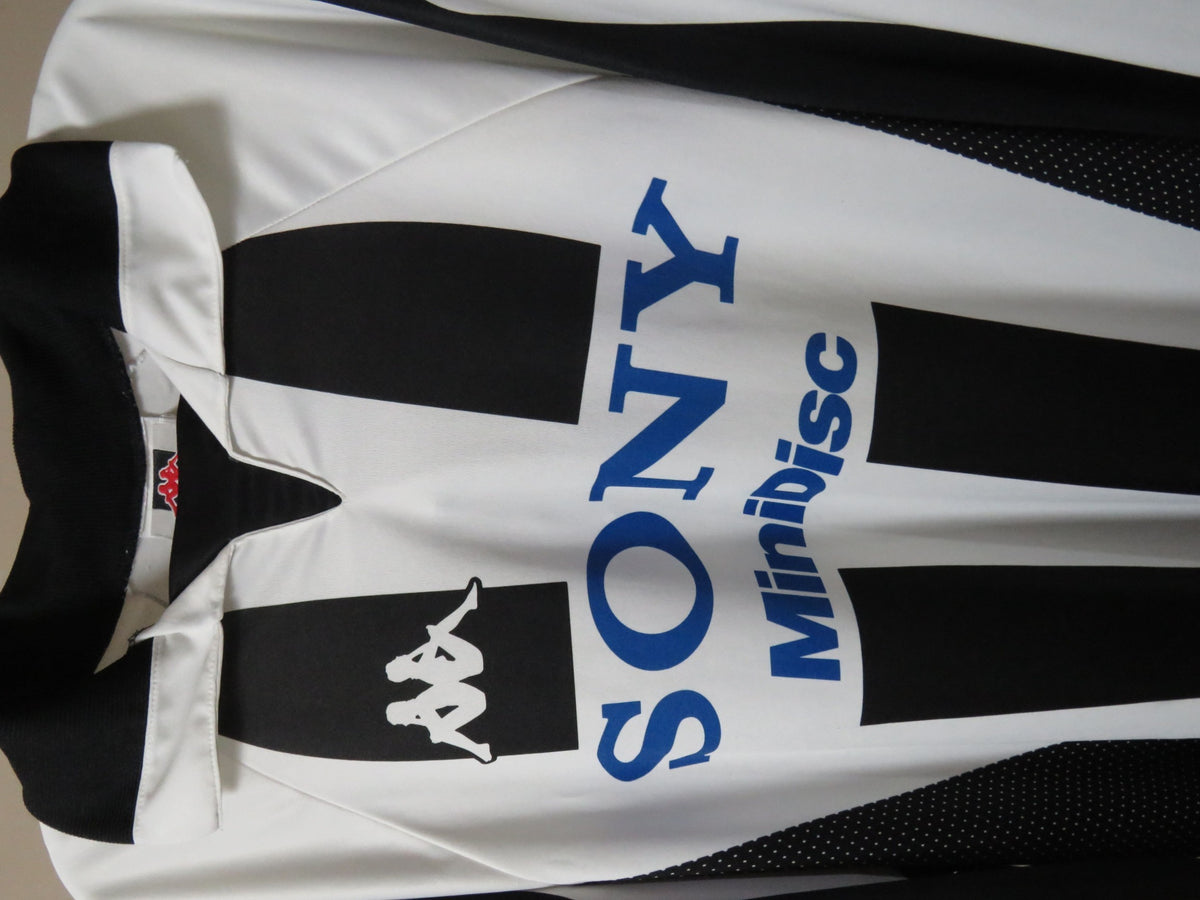 Retro Juventus 1997-1998 Home longsleeve football jersey by Kappa, Zidane 21, size XL | Nostalgic Football Shirts