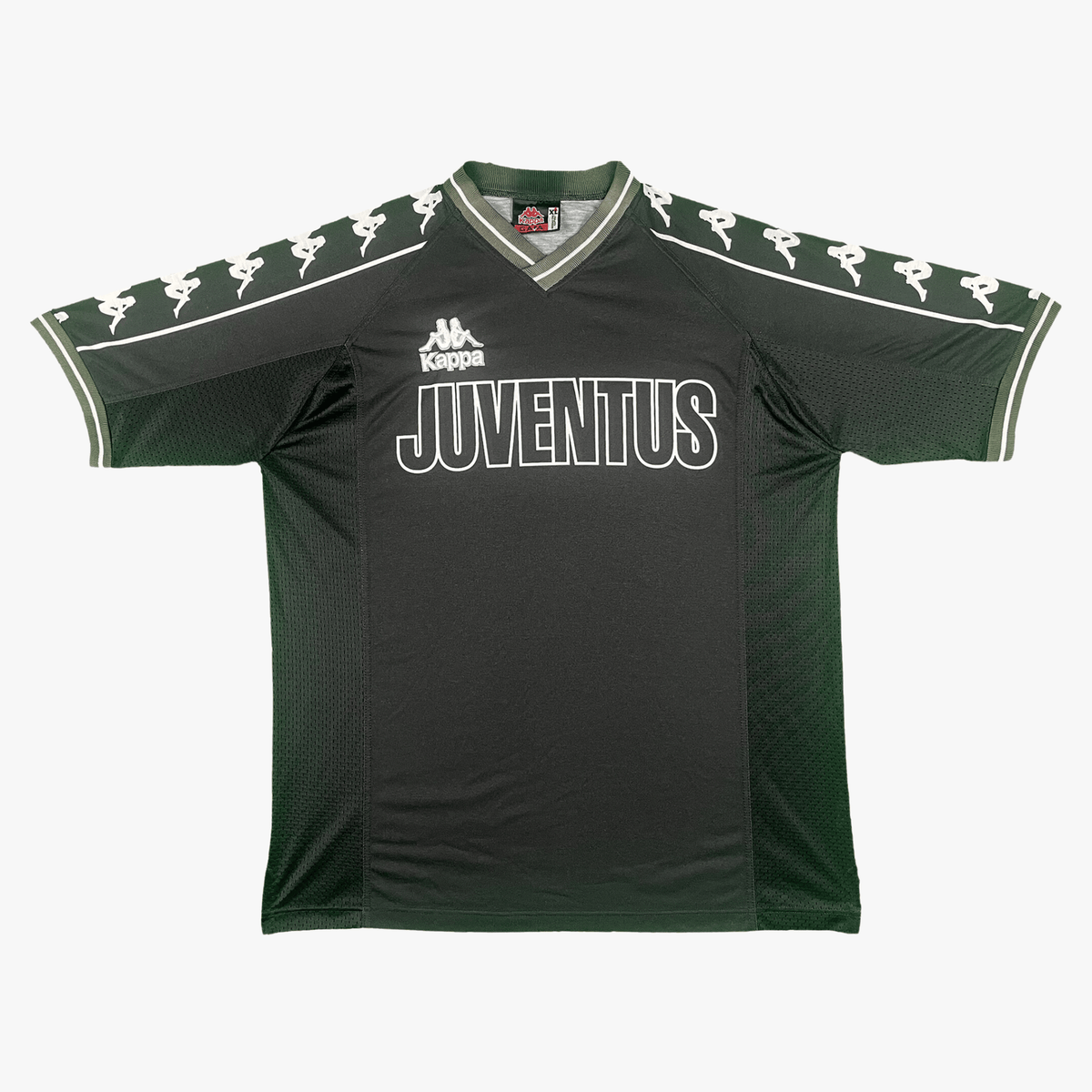 Vintage Juventus 1997-1998 Training shirt, size XL | Nostalgic Football Shirts