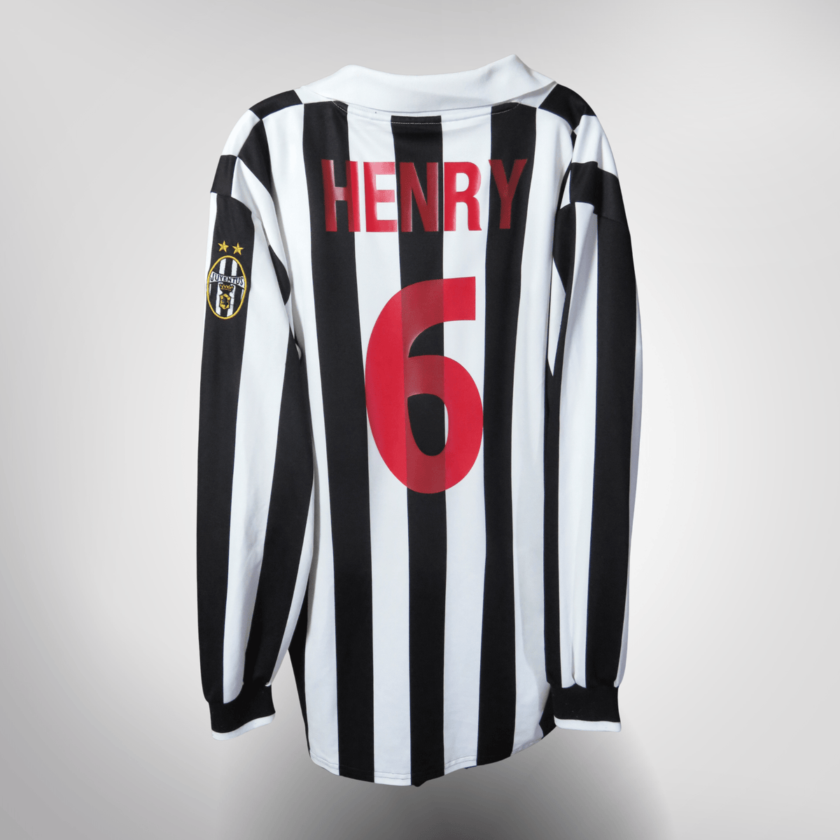 Vintage Juventus 1998-1999 Home longsleeve football shirt with Henry 6 print, size XL | Nostalgic Football Shirts