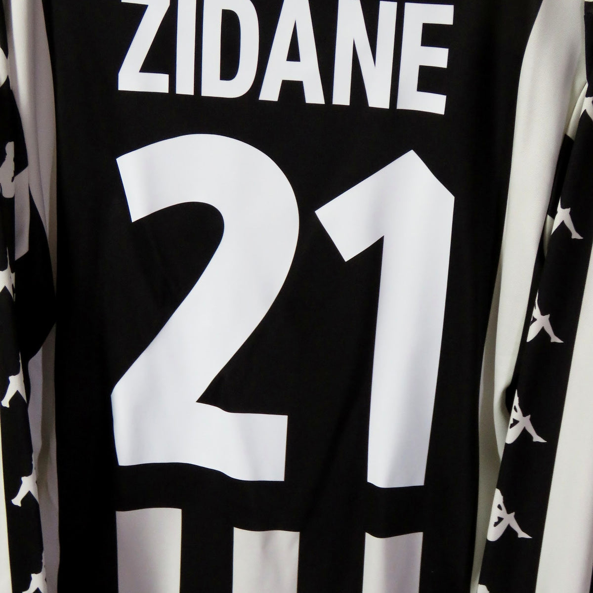 Juventus 1999-2000 Home Longsleeve shirt, Zidane 21, Kappa, size S | Nostalgic Football Shirts