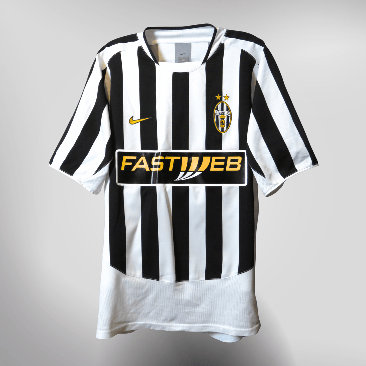 Authentic Nike Juventus 2003-2004 Home shirt, Davids 26 on the back, size L | Nostalgic Football Shirts