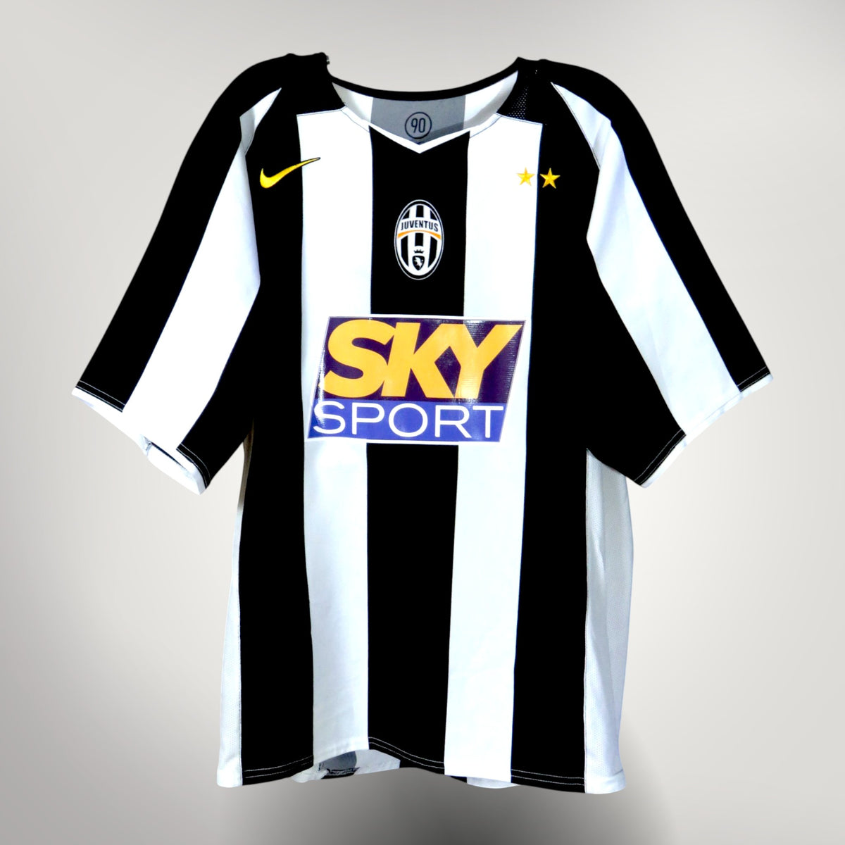 Authentic Nike Juventus 2004-2005 Home shirt, Ibrahimovic 9 on the back, size M | Nostalgic Football Shirts
