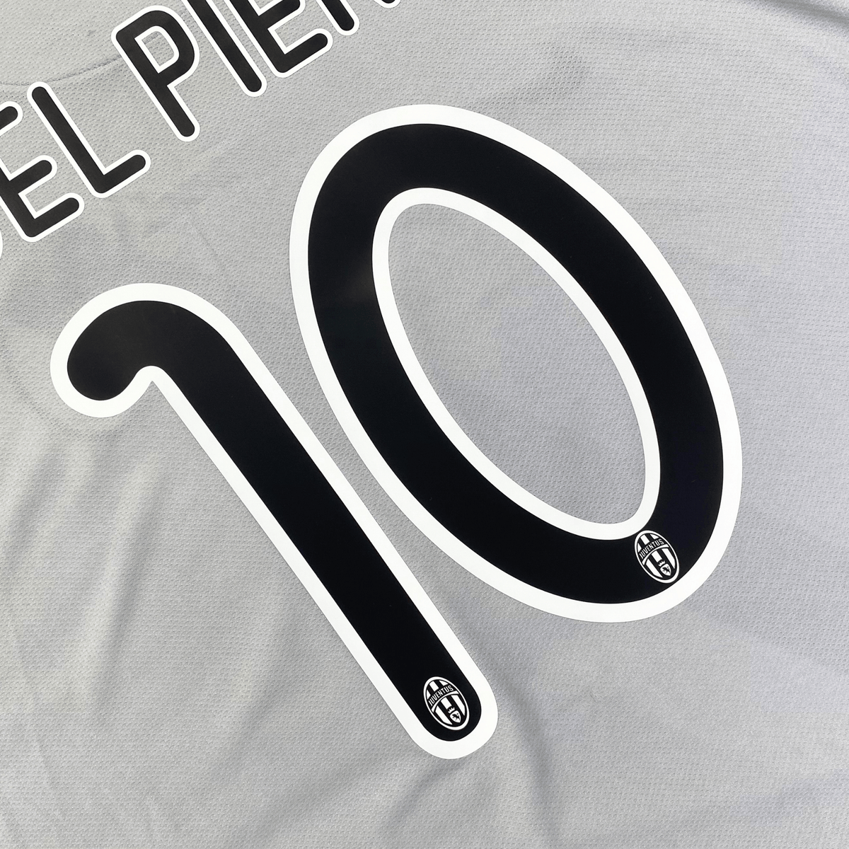 Original Juventus 2009-2010 Away football shirt, size XXL, Del Piero 10 | Nostalgic Football Shirts