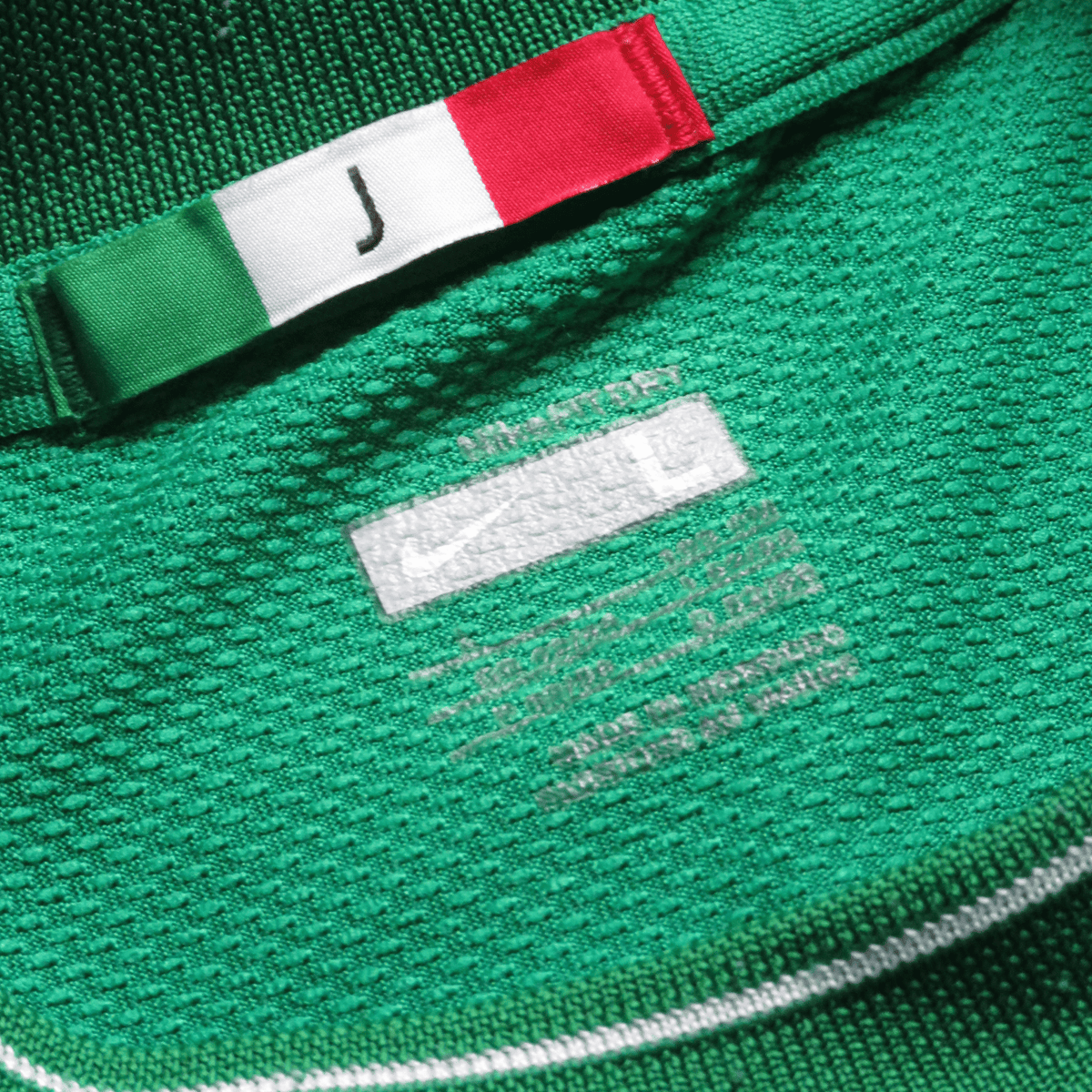 Authentic Nike Juventus 2009-2010 Goalkeeper shirt, Buffon 1 on the back, size L | Nostalgic Football Shirts