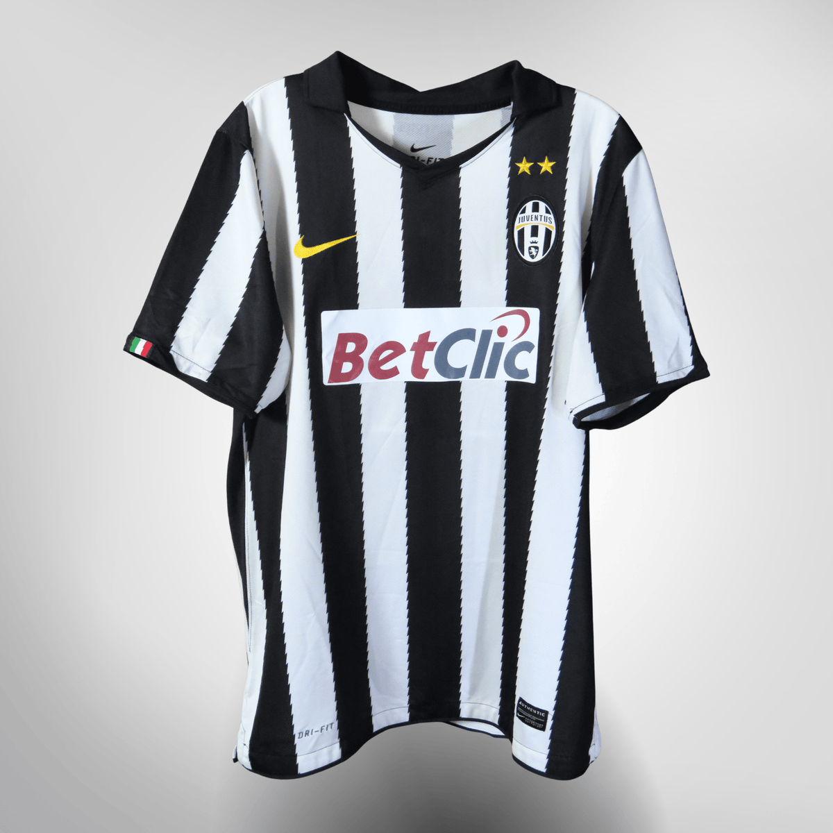 Authentic Nike Juventus 2010-2011 Home shirt, Del Piero on the back, size L | Nostalgic Football Shirts