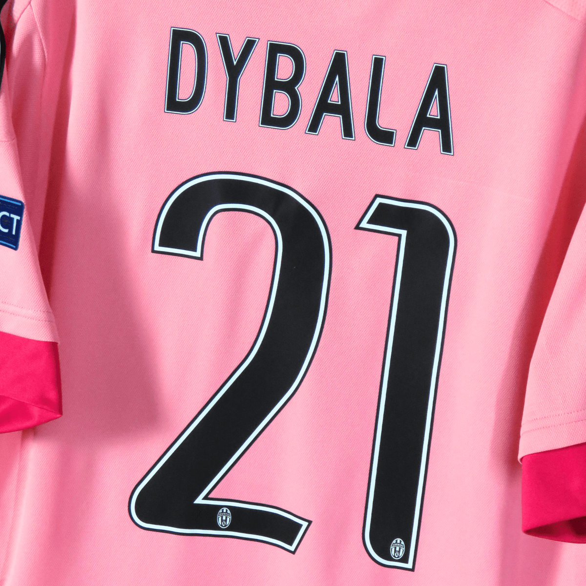 Juventus 2015-16 Away Dybala #21 Shirt L – Nostalgic Football Shirts