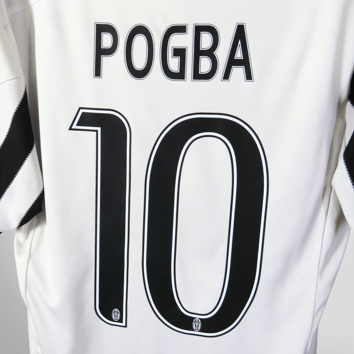 Retro Juventus 2015-2016 Home football jersey by Adidas, Pogba 10, size M | Nostalgic Football Shirts