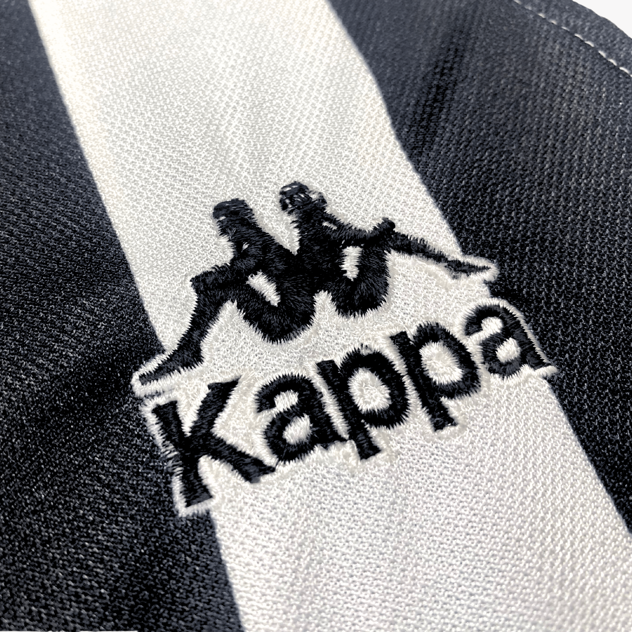 Juventus 1996-97 Home Shirt XL