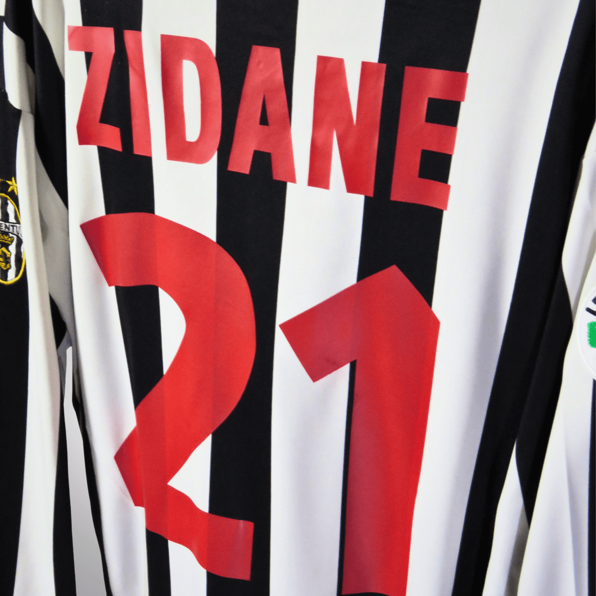Juventus 1998-99 Home Zidane #21 Shirt XL