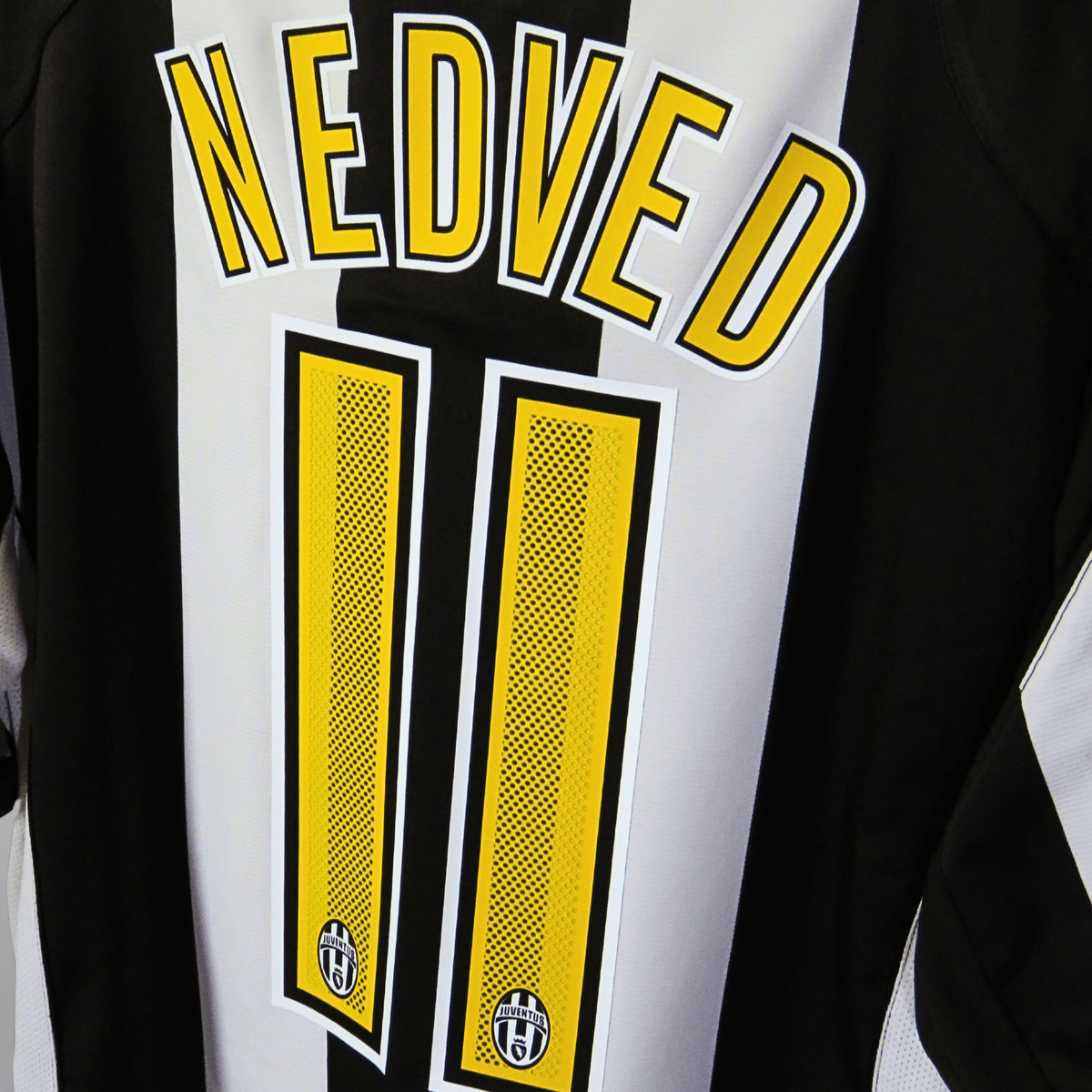 Juventus 2004-05 Home Nedved #11 Shirt XL