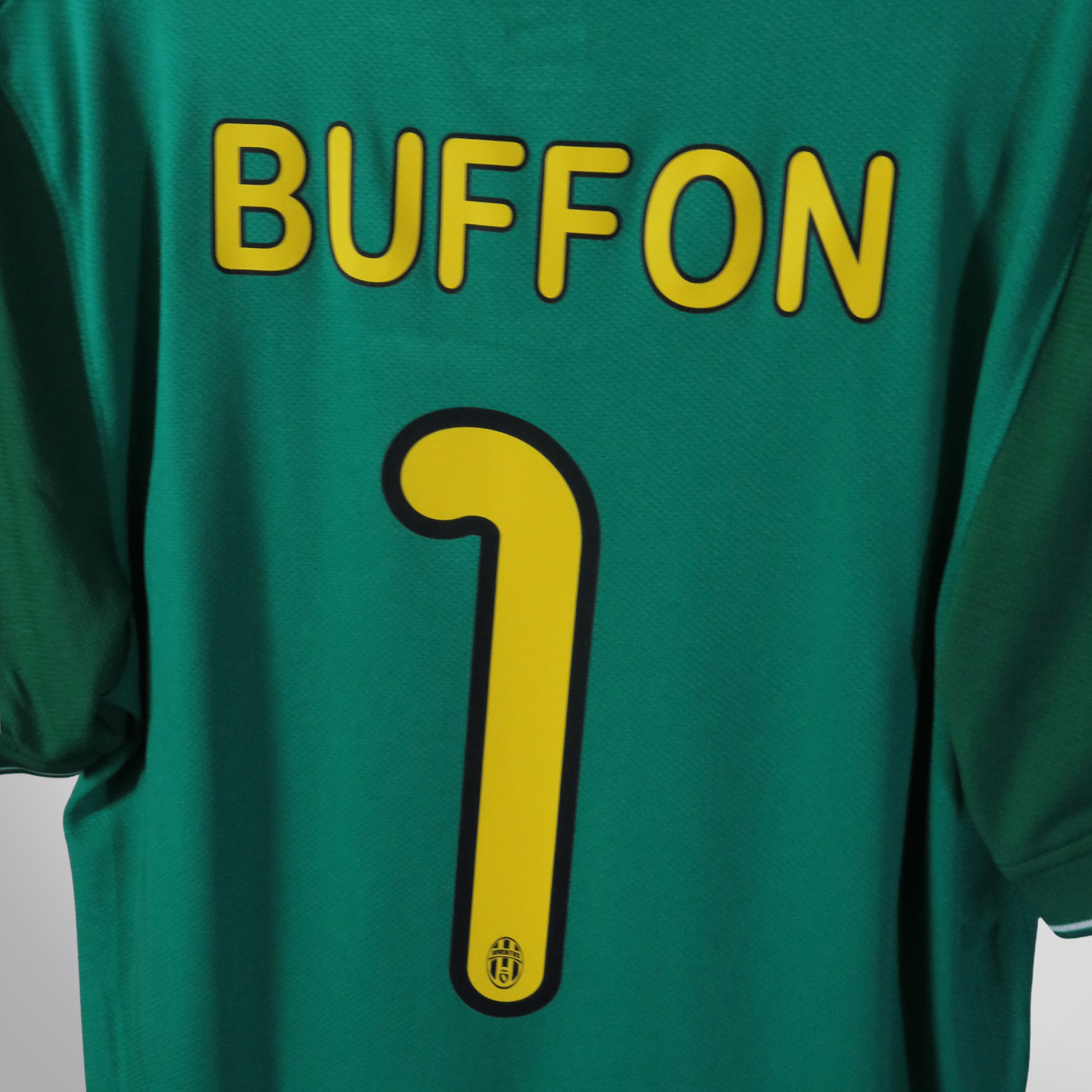 Juventus 2009-10 Buffon #1 Keeper Shirt L