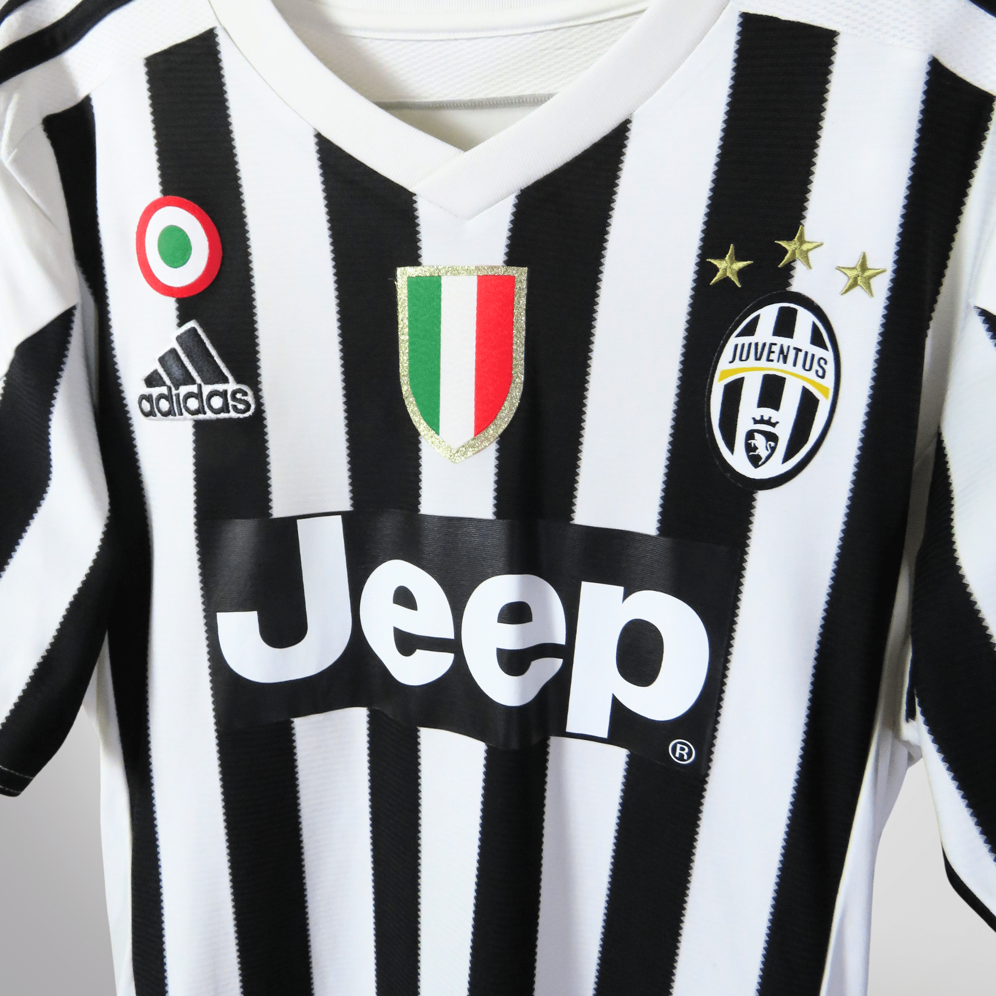 Juventus 2015-16 Home Pogba #10 Shirt M